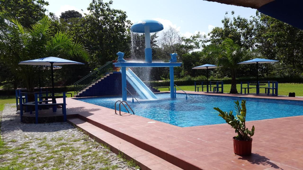 Hacienda Alajuela Hotell Colon Exteriör bild